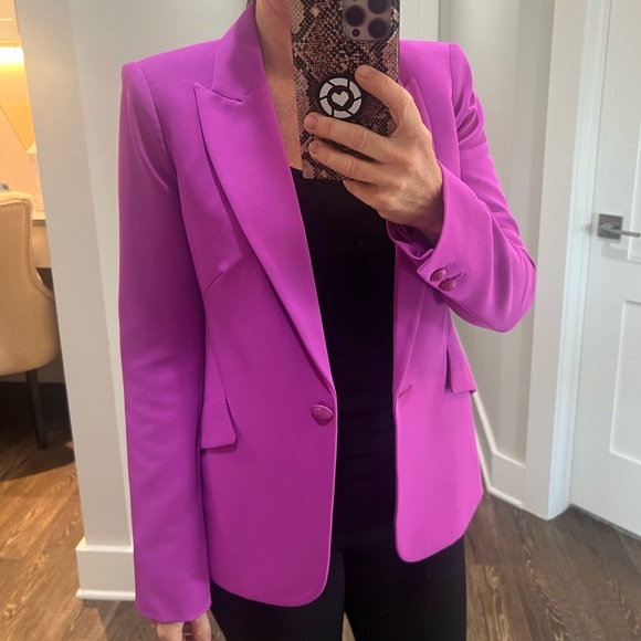 L'AGENCE Jackets & Blazers - L’Agence Size 2 Worn Once. Like New!